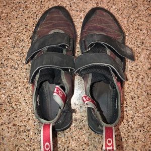 W’s 5.10 Stone Master Rock climbing Shoes.